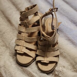 Dirty Laundry Tan Strappy Wedge Sandals